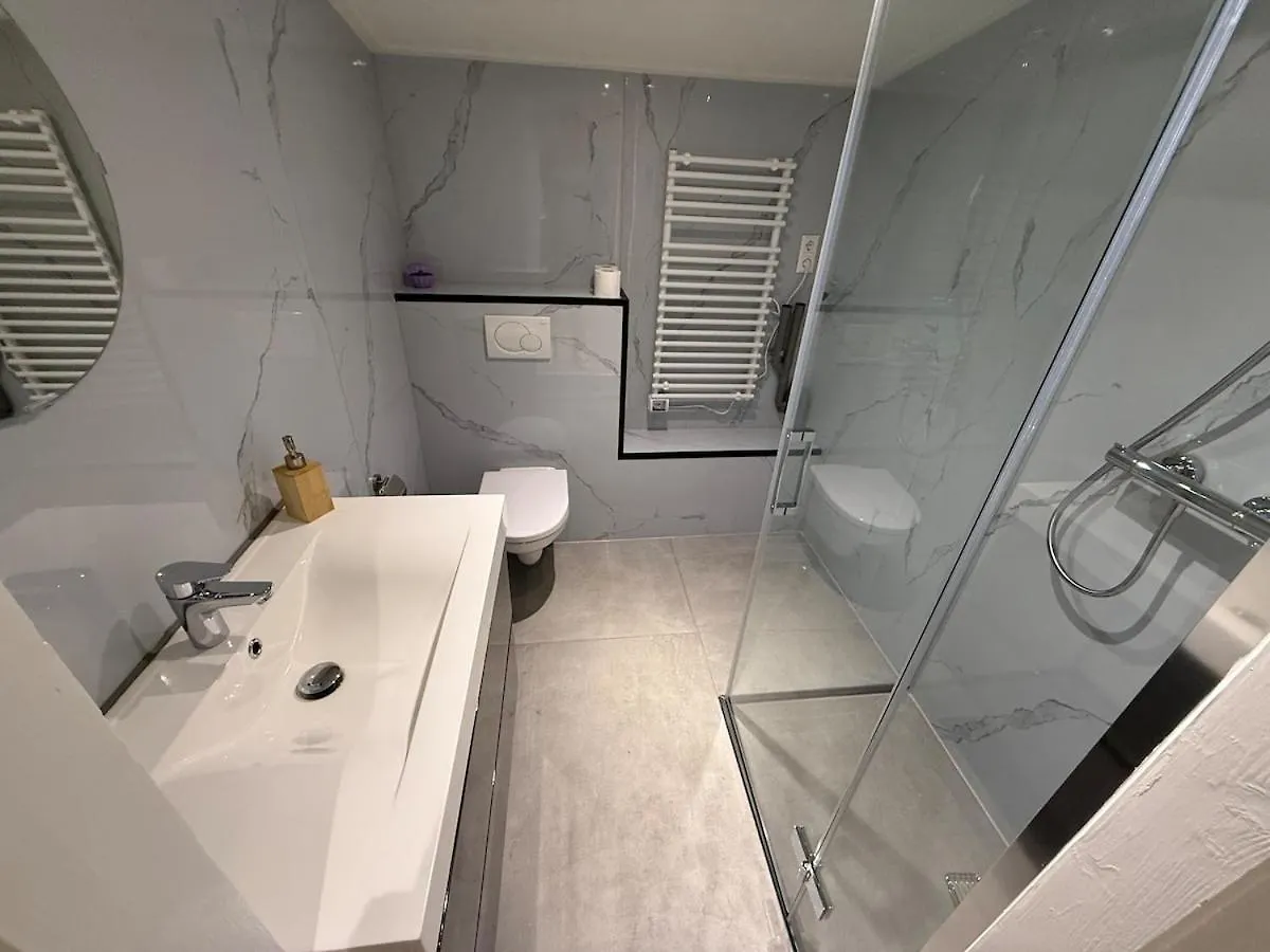 Apartment In Aalsmeer 6P 20' Amsterdam هولندا